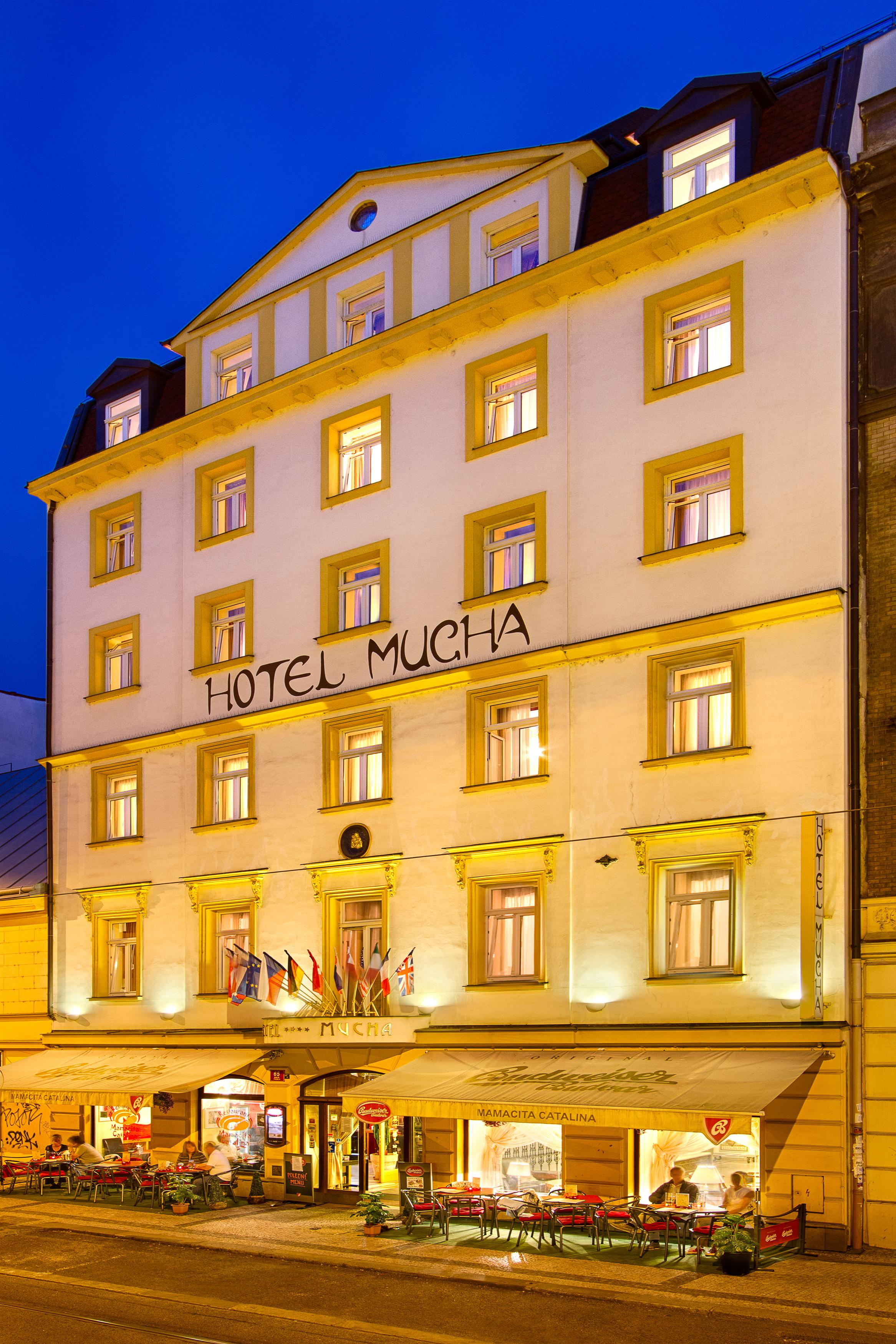 Hotel Mucha Prag Exterior foto